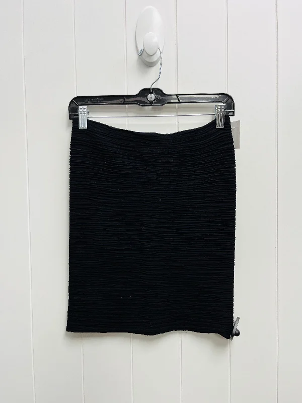 Skirt Mini & Short By SHE CAN LOVE In Black, Size: M