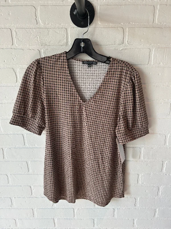 Top Short Sleeve By Adrianna Papell In Black & Tan, Size: S