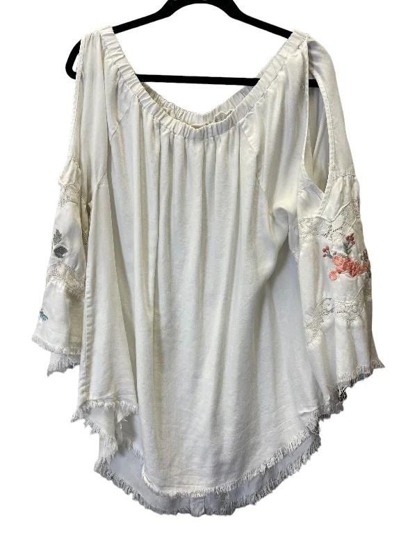 Blouse 3/4 Sleeve By Cmc In White, Size: Xl