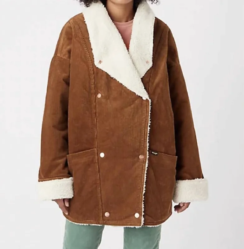 Ranch Coat In Brown