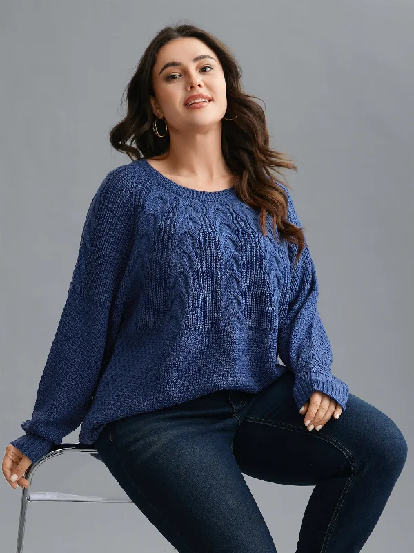 Cable Knit Raglan Sleeve Round Neck Pullover